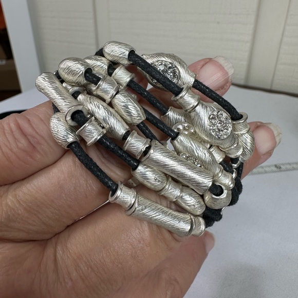 Unique braided silvertone bead rhinestone bracelet - Picture 5 of 7